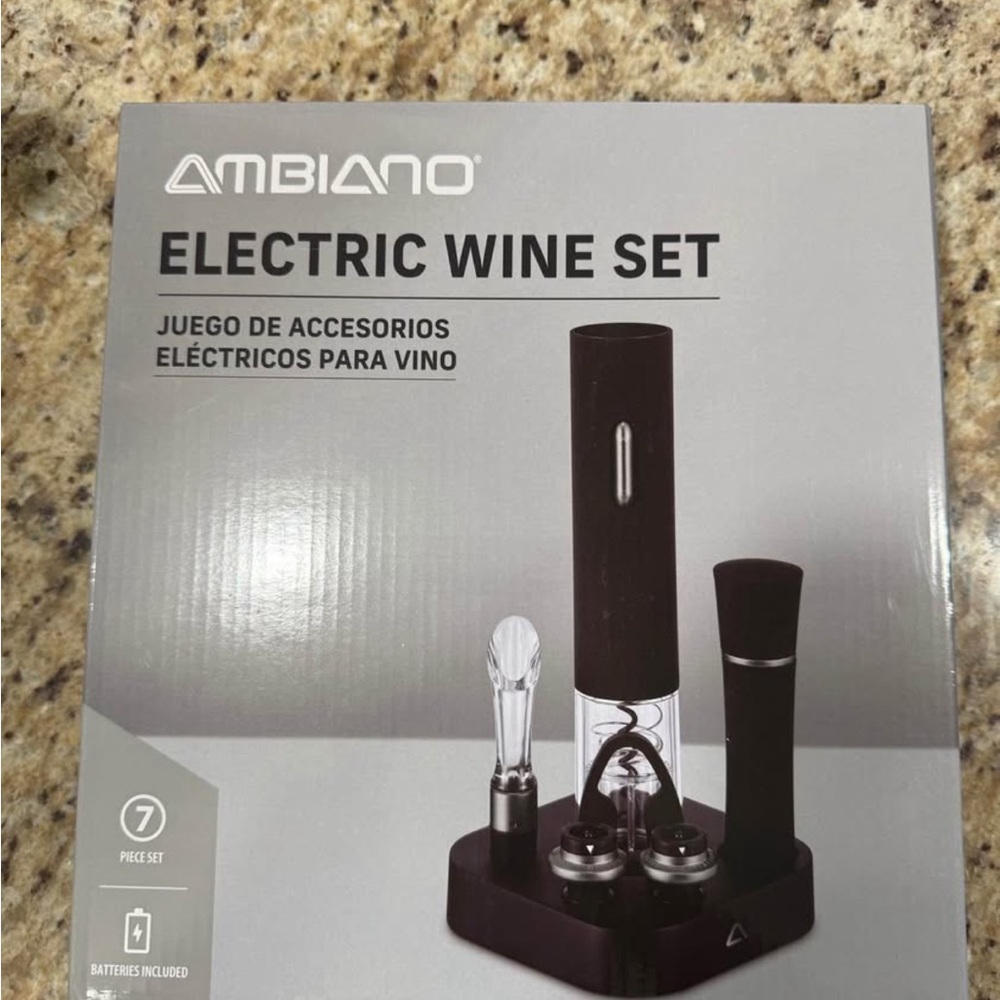 New In Box - Ambiano Electric Wine Set - Black